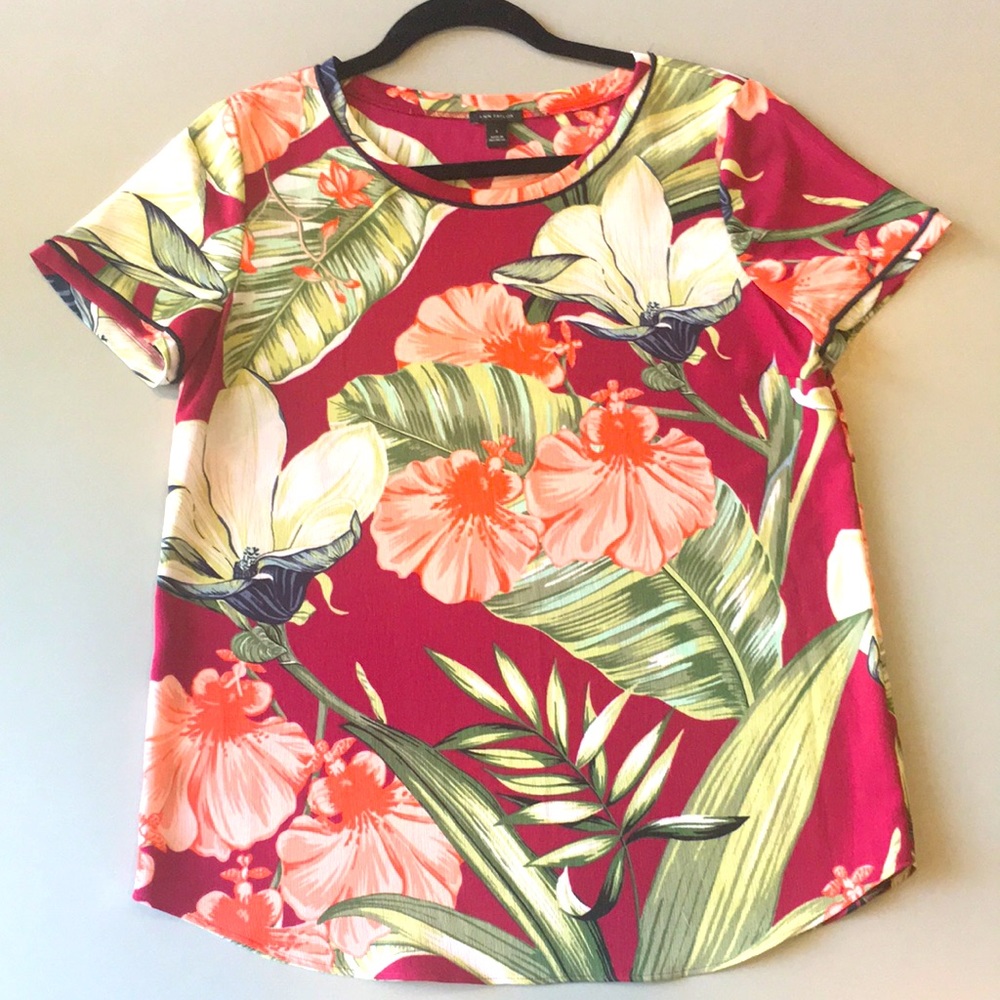 Ann Taylor floral top - Picture 3 of 8